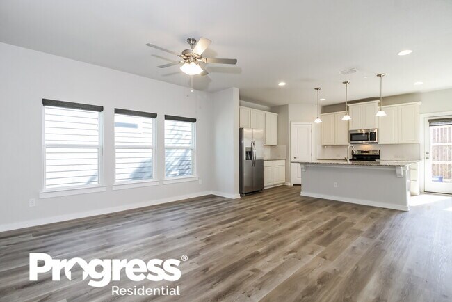 Building Photo - 2300 Paxton Way