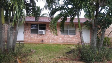 Building Photo - 5425 NW 16th St