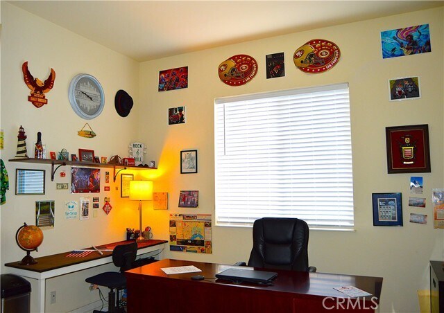 Foto del edificio - 1745 S Forest Oaks Dr