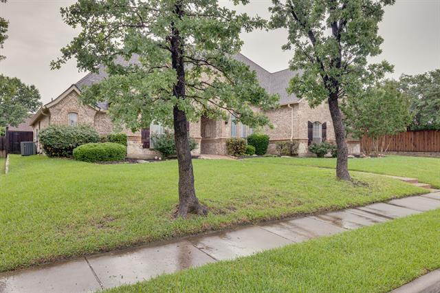 Building Photo - 7805 Shady Oaks Dr