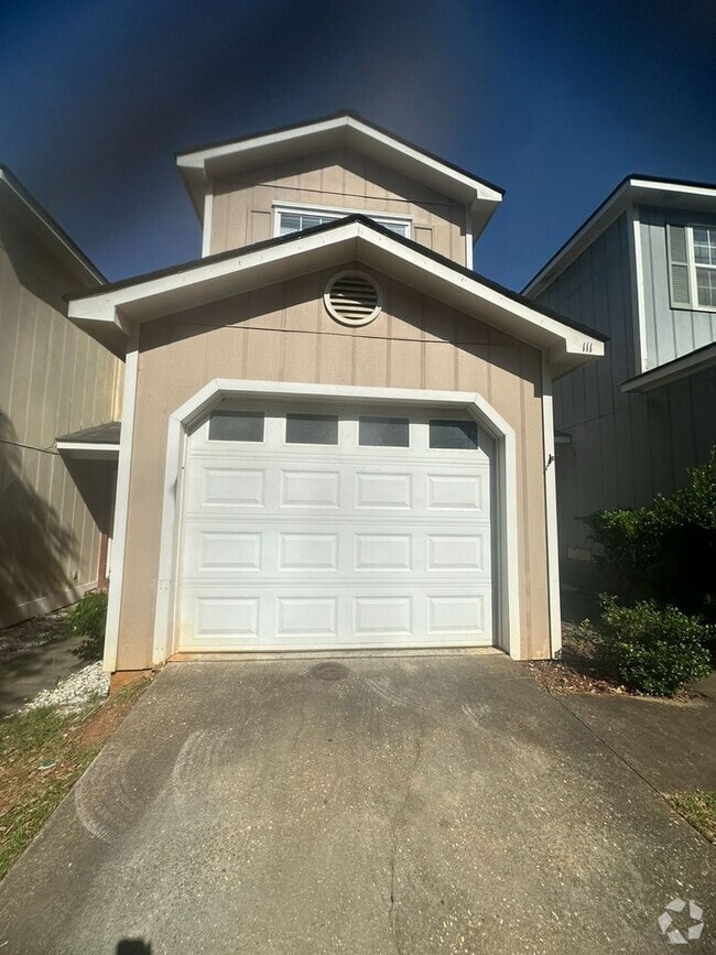 Building Photo - 111 Woodrun Dr