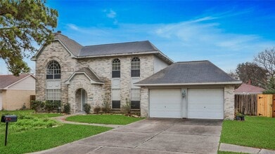 Building Photo - 14515 Cypress Meadow Dr