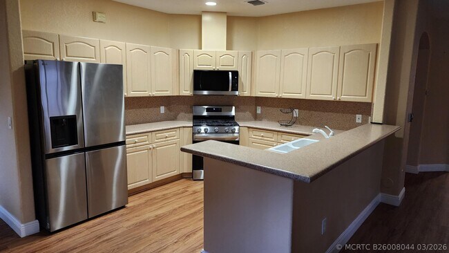 Building Photo - 10530 Galleria St