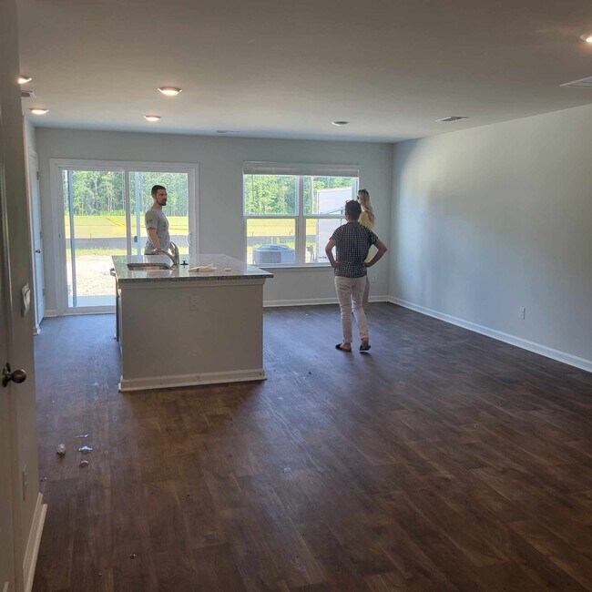 Building Photo - 241 Ivory Shadow Rd
