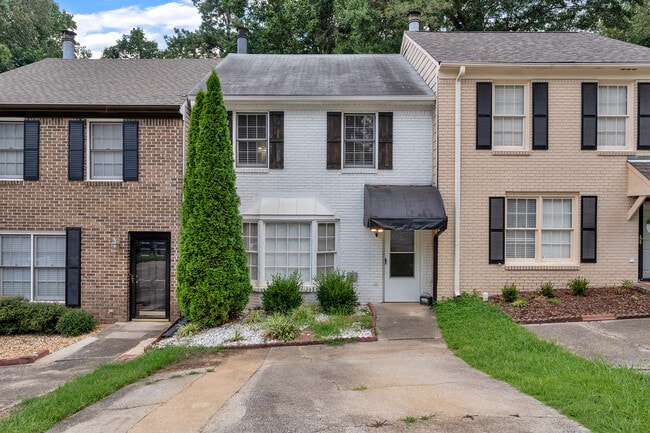 Building Photo - 2933 Riverwood Ter