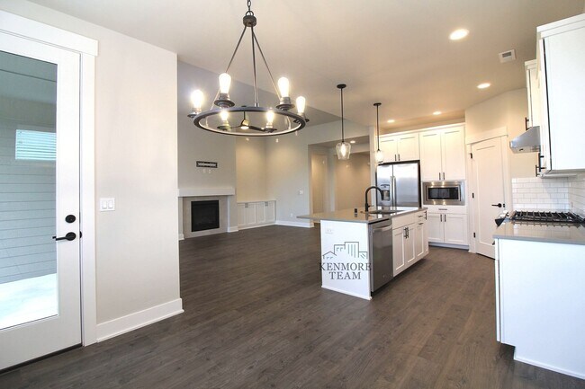 Foto del edificio - 3 Bedroom, 2 Bath + Office Home in Richland