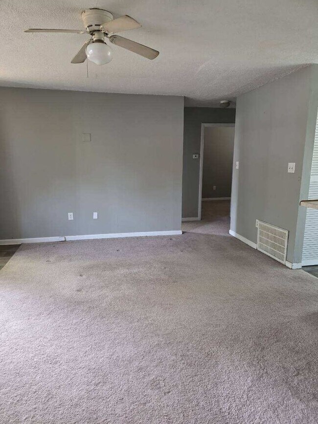 Foto del edificio - Woodland Trails