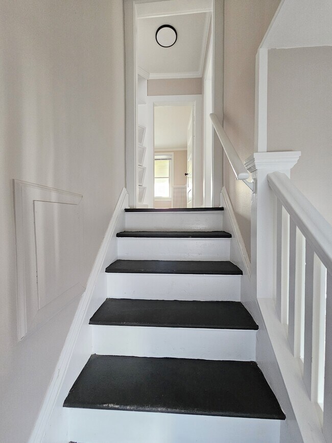 Foto del edificio - 724 Kinnaird Ave