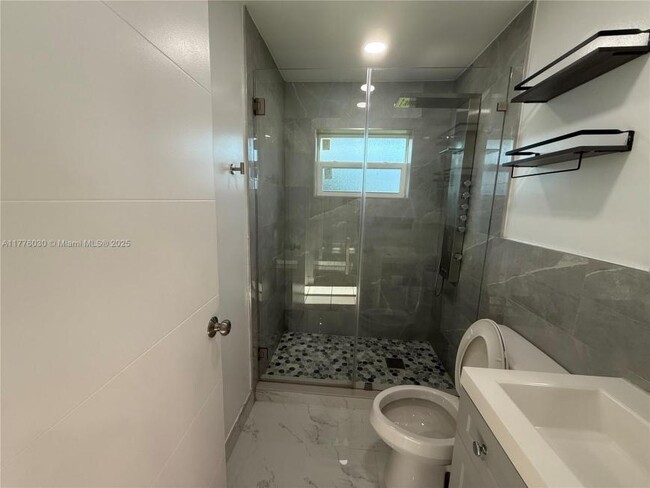 Foto del edificio - 2 bedroom in Hollywood FL 33023