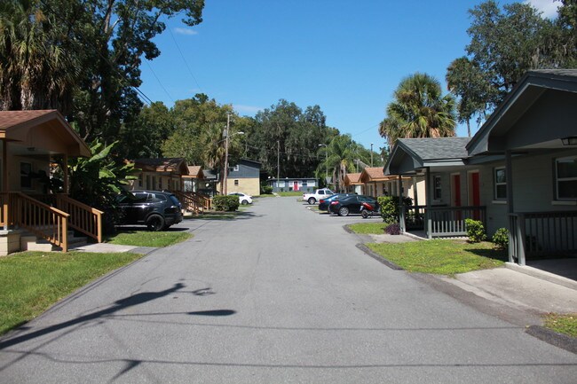 Building Photo - South West Cottages