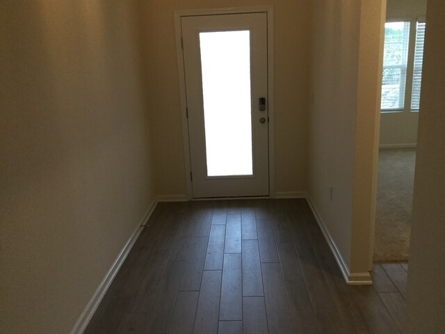 Foto del edificio - 297 N Hamilton Springs Road