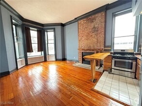 Building Photo - 3645 Prospect Ave E