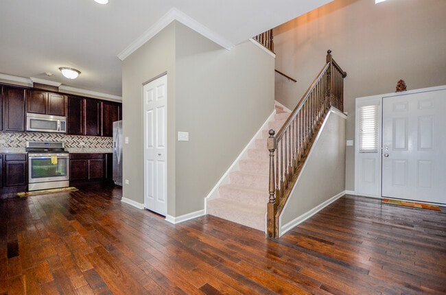 Building Photo - 2725 Blakely Ln