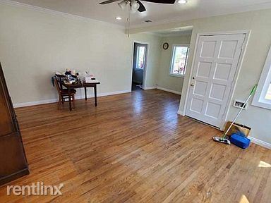 Building Photo - 2 br, 1 bath House - 820 Fermoore St