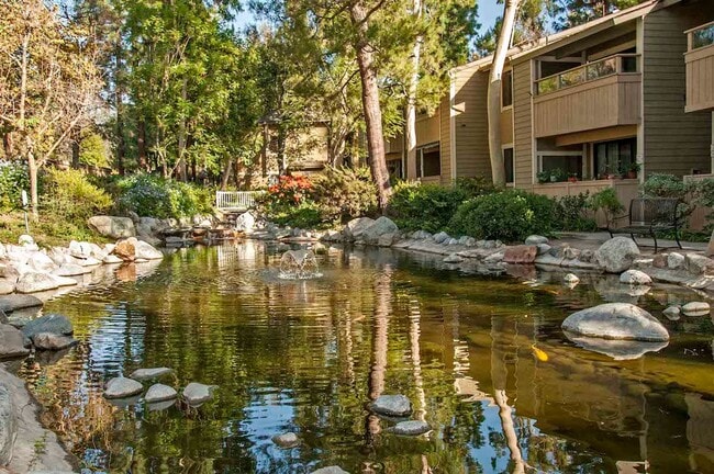 Interior Photo - River Oaks Apartments