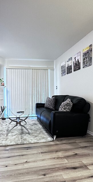 Foto del edificio - 22700 30th Ave S