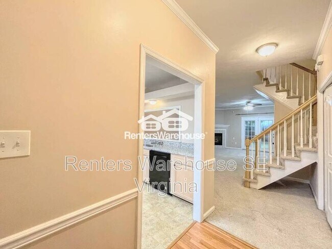 Foto del edificio - 434 S Lake Cir