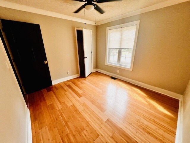 Foto del edificio - 3828 Bayside Psge NW