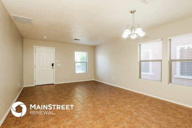 Building Photo - 6321 W Valencia Dr