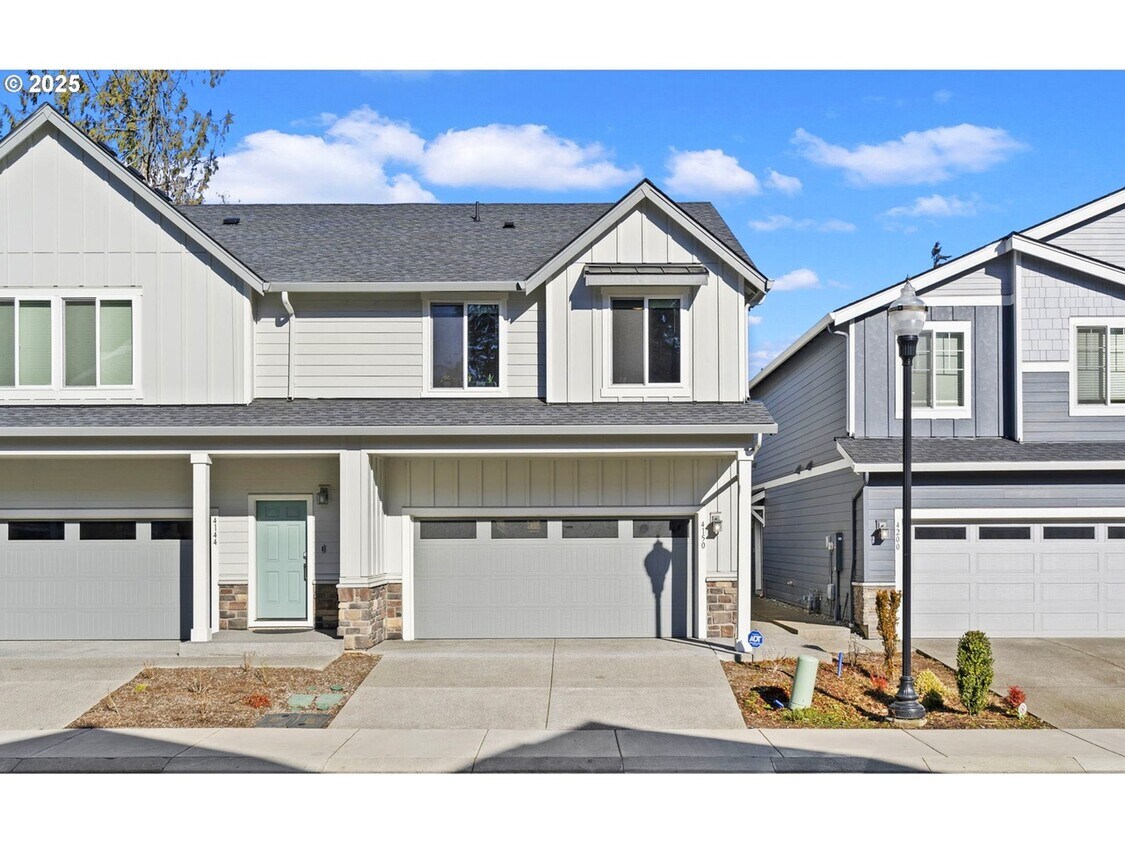 Foto principal - 4150 S Waters Edge Wy