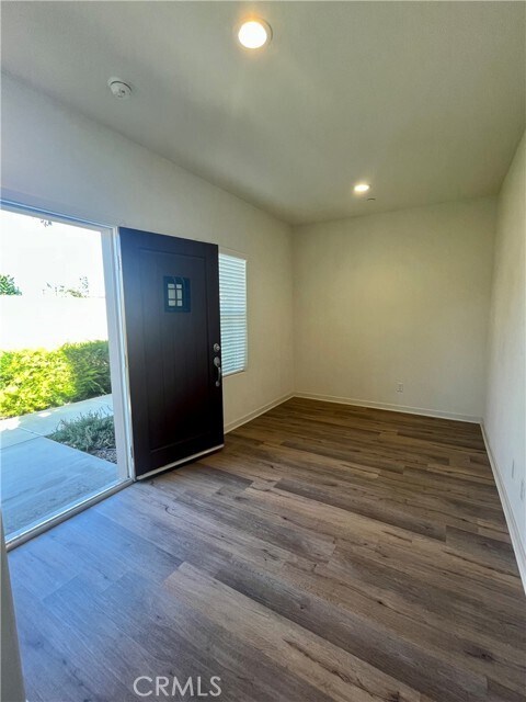 Foto del edificio - 3570 W Savanna St