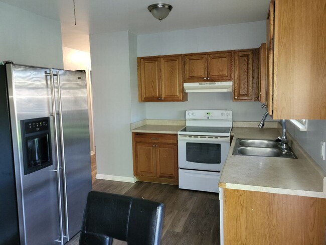 Foto del edificio - 3/2 Home ready for move-in