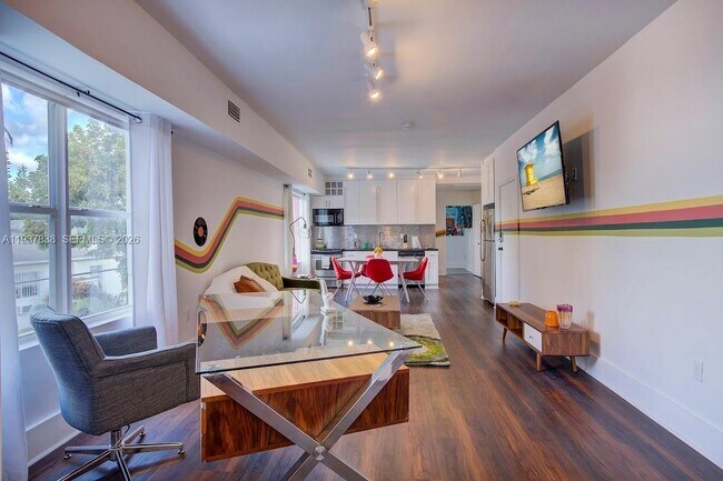 Foto del edificio - 524 NW 35th St