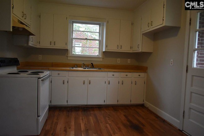 Building Photo - 13 Ansley Ct