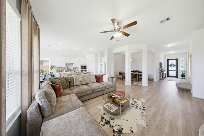 Foto del edificio - 1618 Homewood Point Ln