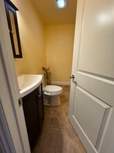 Building Photo - 6003 Prospect Rd