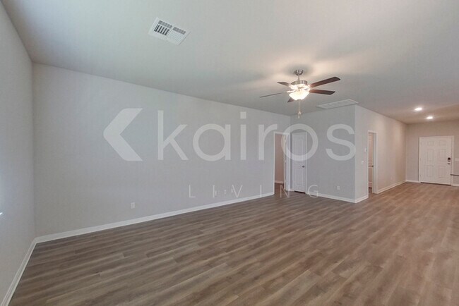 Foto del edificio - 900 NW 6th St