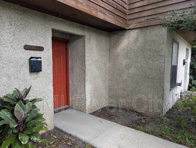 Foto del edificio - 1202 Maitland Ave