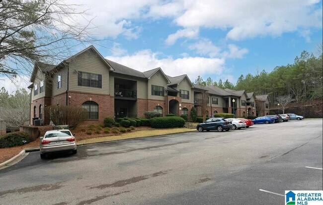Building Photo - 312 Sterling Oaks Dr