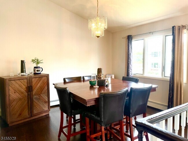 Building Photo - 9 Chobot Ln