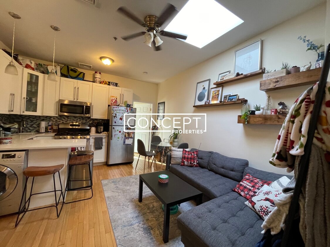 Foto principal - 243 Northampton St