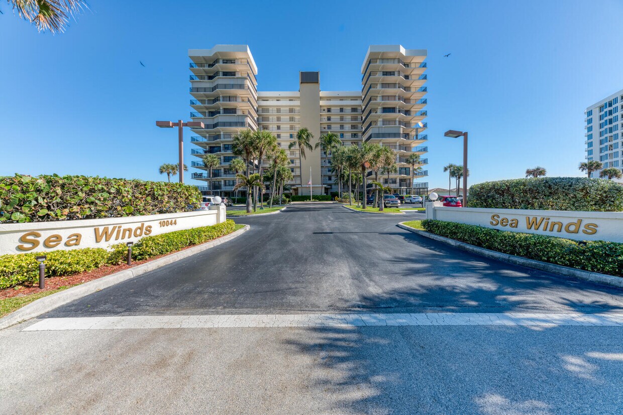 10044 S Ocean Dr Unit 301, Jensen Beach, FL 34957 Condo for Rent in