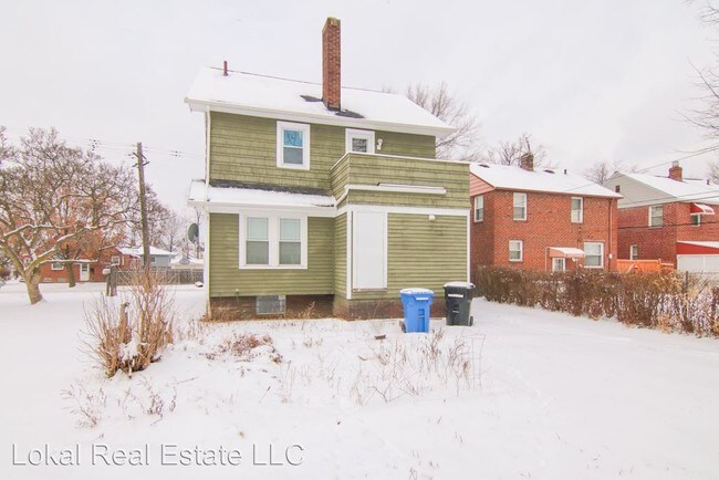 Building Photo - 4357 W 131st St