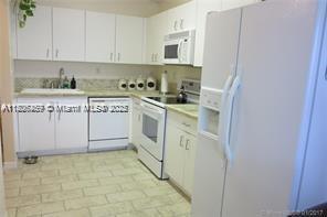 Foto principal - 16489 NW 23rd St