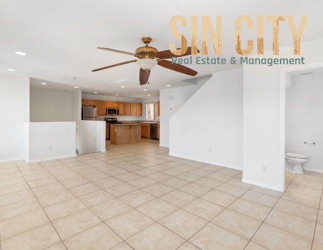 Building Photo - "Charming 3-Bed Oasis on Gingerbread Man Ave - Spacious 1686 Sq Ft with 3.5 Baths!"