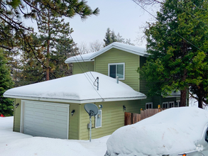 Building Photo - 31173 Summit Dr