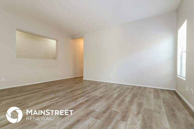 Foto del edificio - 15220 W Shaw Butte Dr