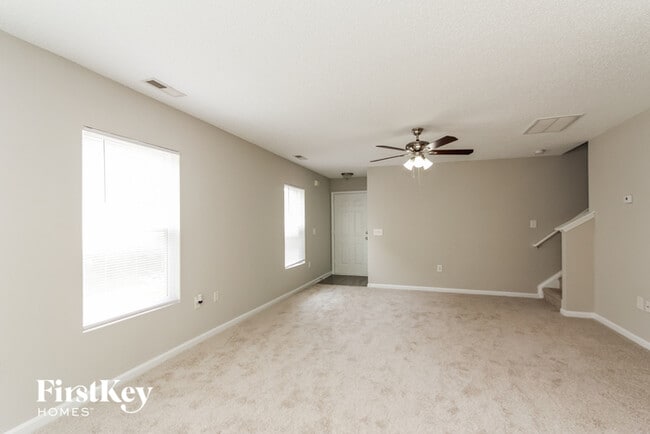 Building Photo - 4804 Abercromby St
