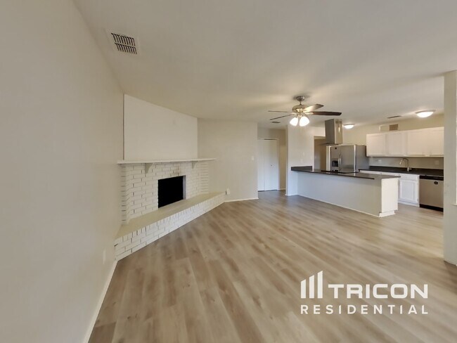 Foto del edificio - 509 Forestwood Dr
