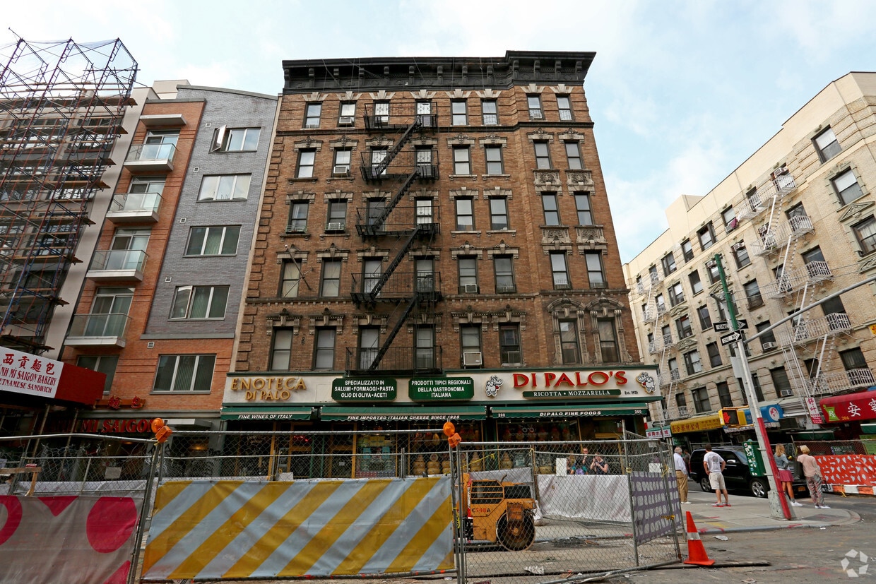 151 Mott Street - 151 Mott St