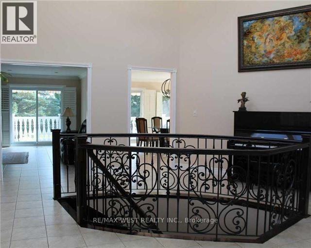 Building Photo - 90 Stephanie Blvd