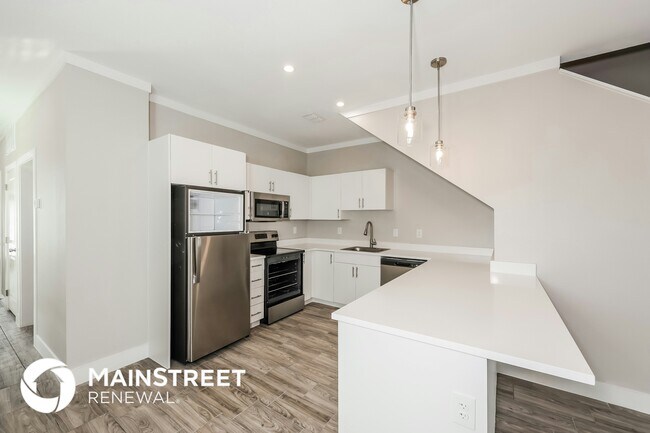 Foto del edificio - 1244 Lonsdale Ave