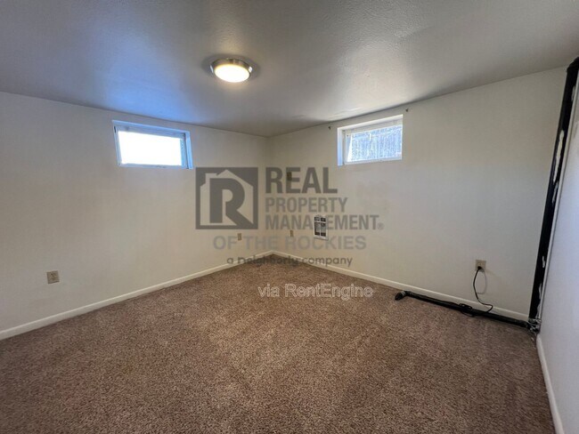 Foto del edificio - 916 E Flint St