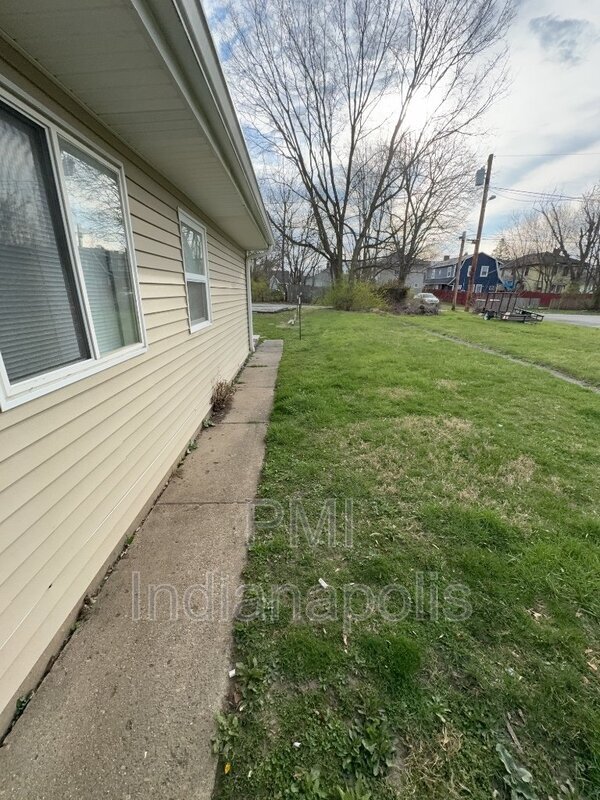 Building Photo - 3241 Guilford Ave