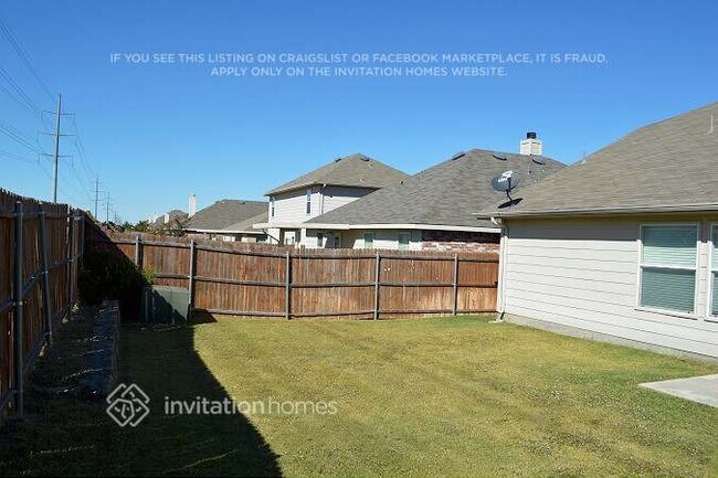 Building Photo - 12637 Pricklybranch Dr