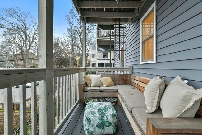Building Photo - 27 Parkton Rd